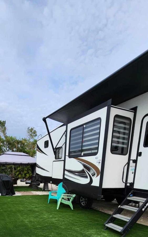 Villa So "Time To Wander" Pet Friendly And Free Early Check-In! Fort Myers Esterno foto